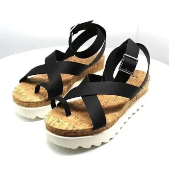 SUN STONE Womens Pheobii Faux Leather Ankle Strap Platform Sandals - Picture 4 of 11